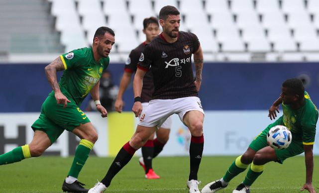 亚博官网-赛地聚焦——亚冠今夜热度飙升,芝加哥公牛豪取连胜,管理层满意,医务组通报恢复